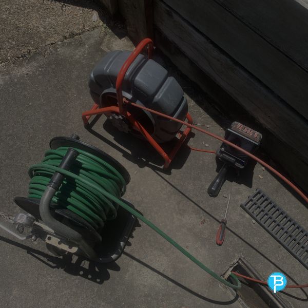 Blocked drain high-pressure jetting